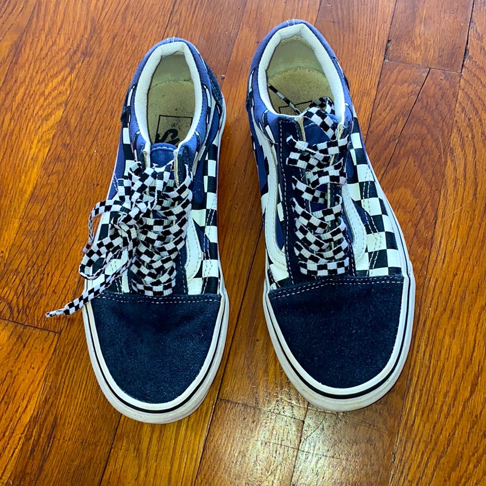 Vans. 5.5. Blue/white